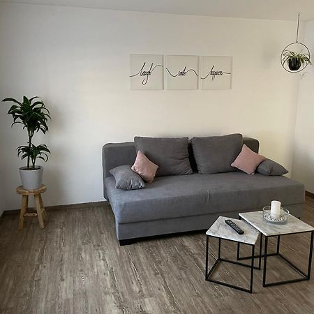 Ferienwohnung Jasmin Нойштадт-ан-дер-Вайнштрасе Экстерьер фото