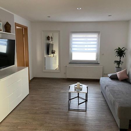 Ferienwohnung Jasmin Нойштадт-ан-дер-Вайнштрасе Экстерьер фото